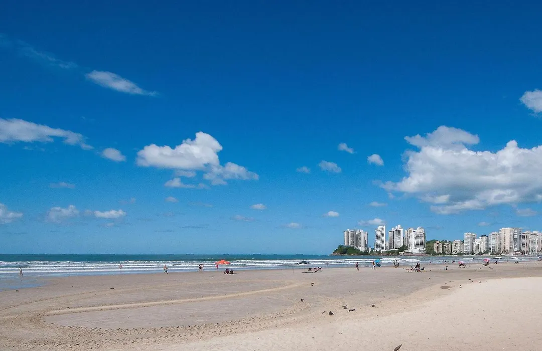 Apto VISTA MAR em Frente ao Avelinos com WiFi-1